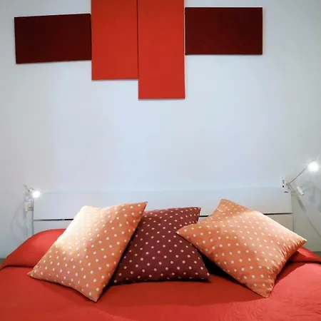 Guest house Primo Piano - Policlinico 2*